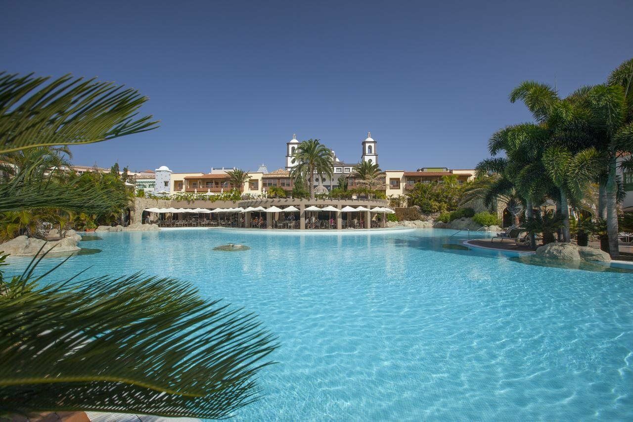 Lopesan Villa Del Conde Resort & Thalasso Meloneras Ngoại thất bức ảnh The resort's main pool